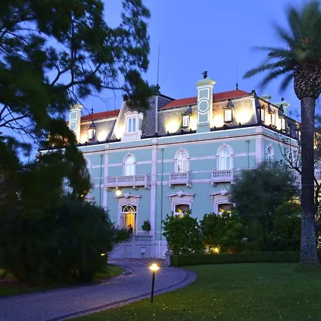 Отель Pestana Palace & National Monument - The Leading Of The World Лиссабон